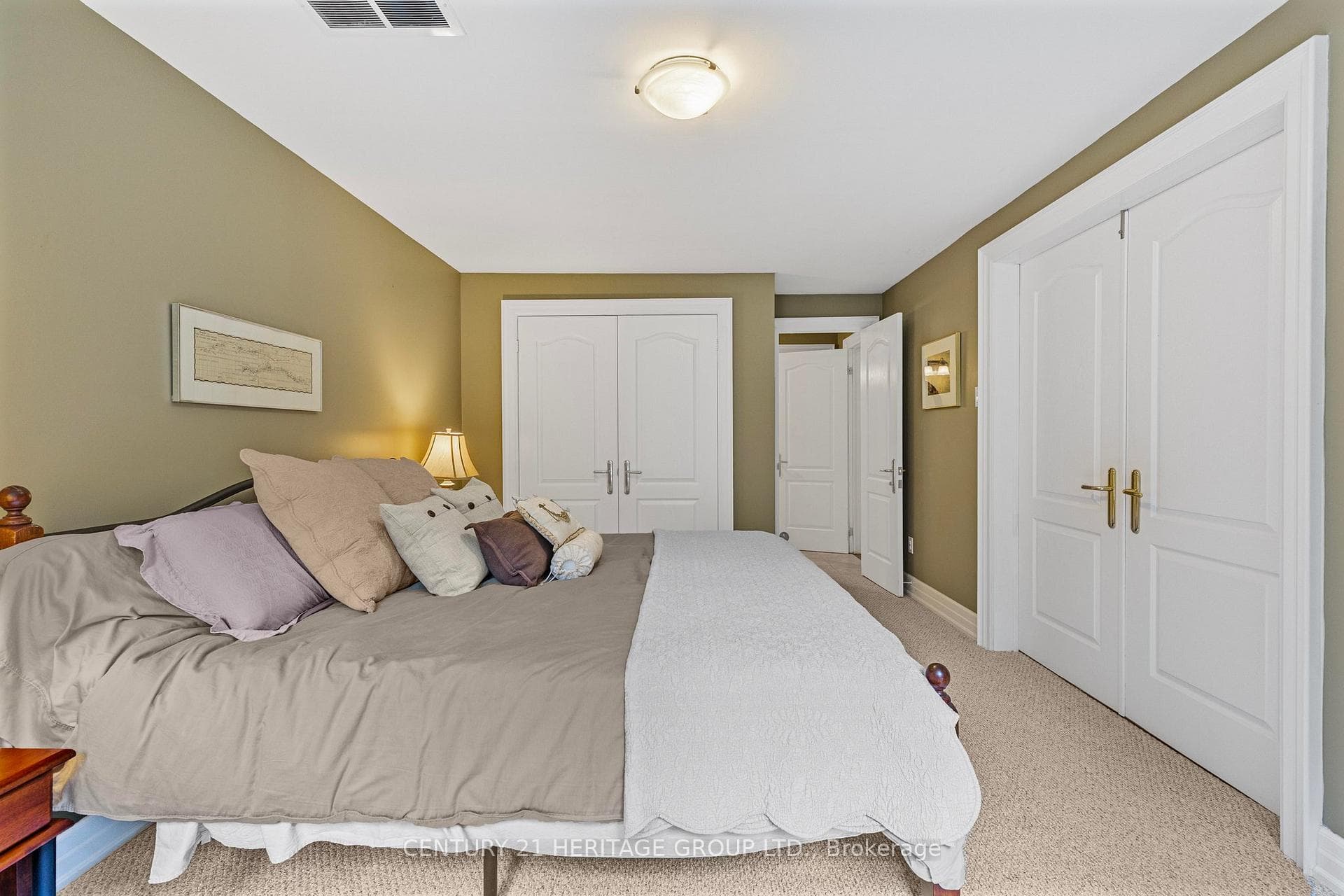 477 Crossing Bridge Place Unit 11C photo 35