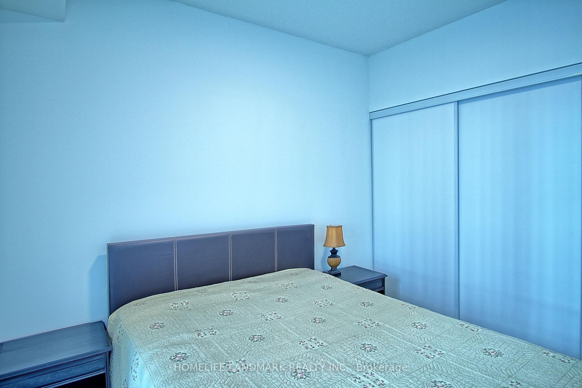 28 Interchange Way Unit 3702 photo 8