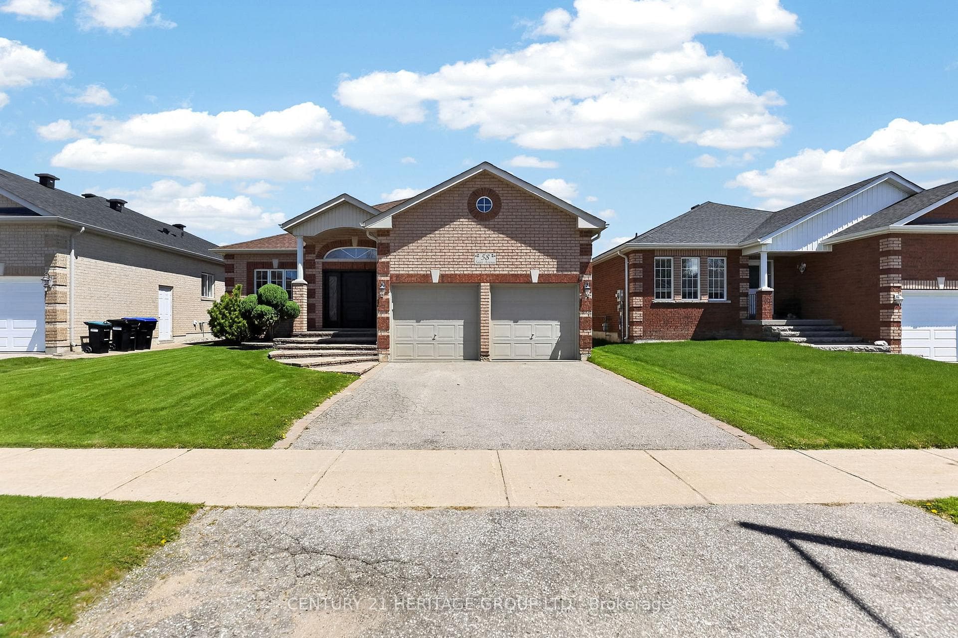 58 Saint Avenue photo 2