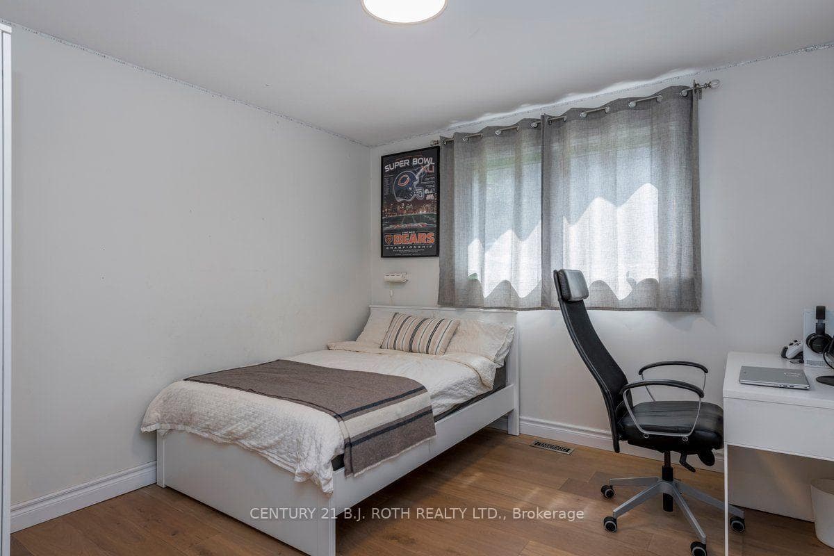 1 Ottaway Avenue photo 11
