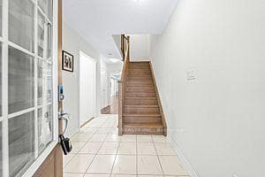1227 Mulroney Heights photo 4