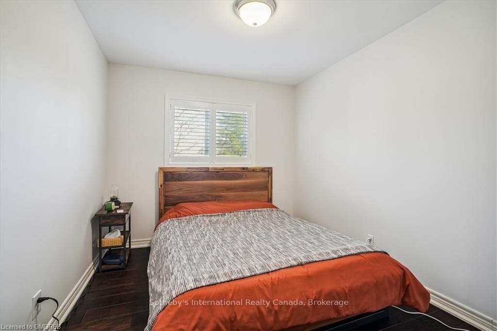 820 VALENS Road photo 22