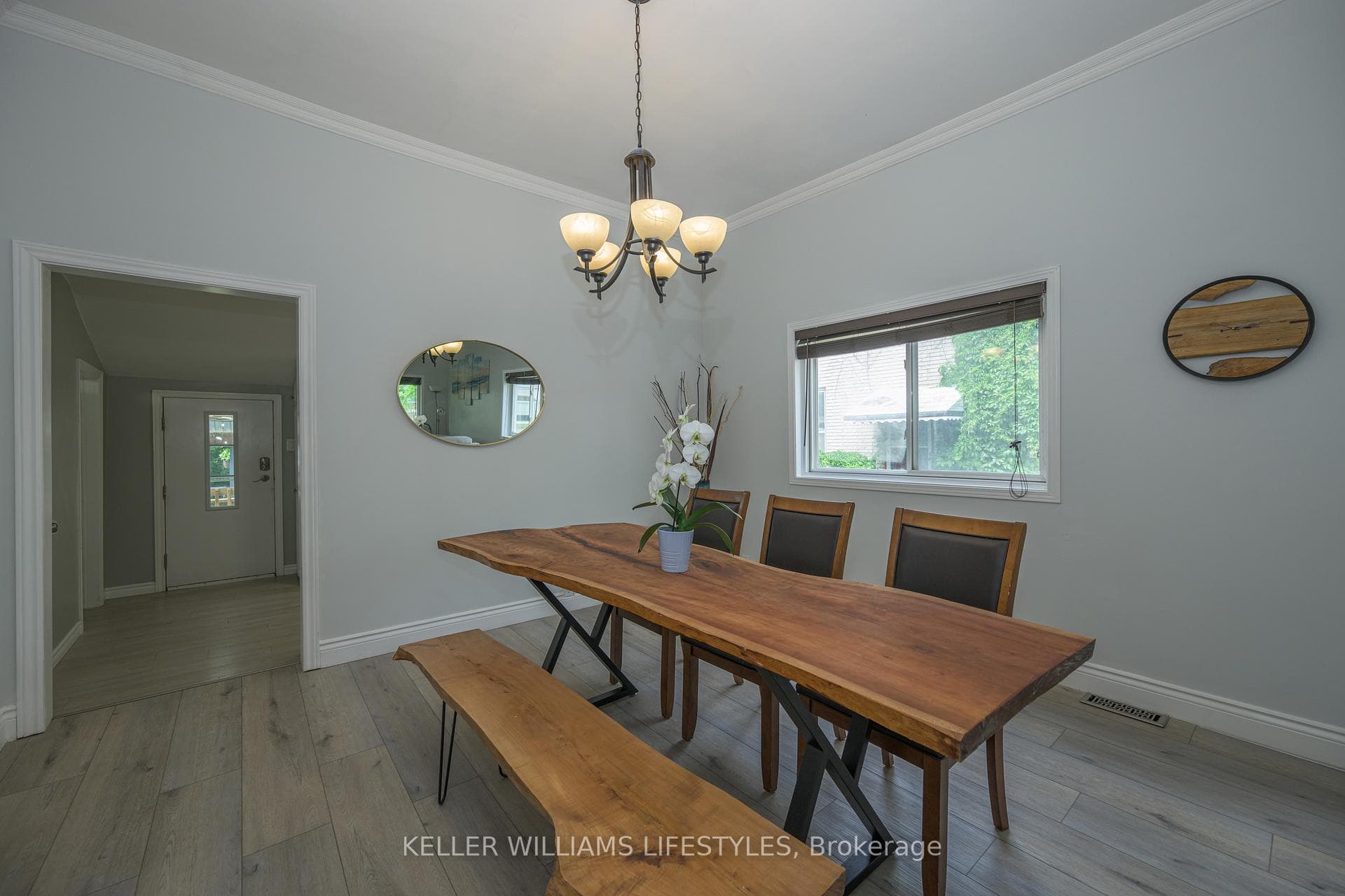 948 Princess Avenue photo 12