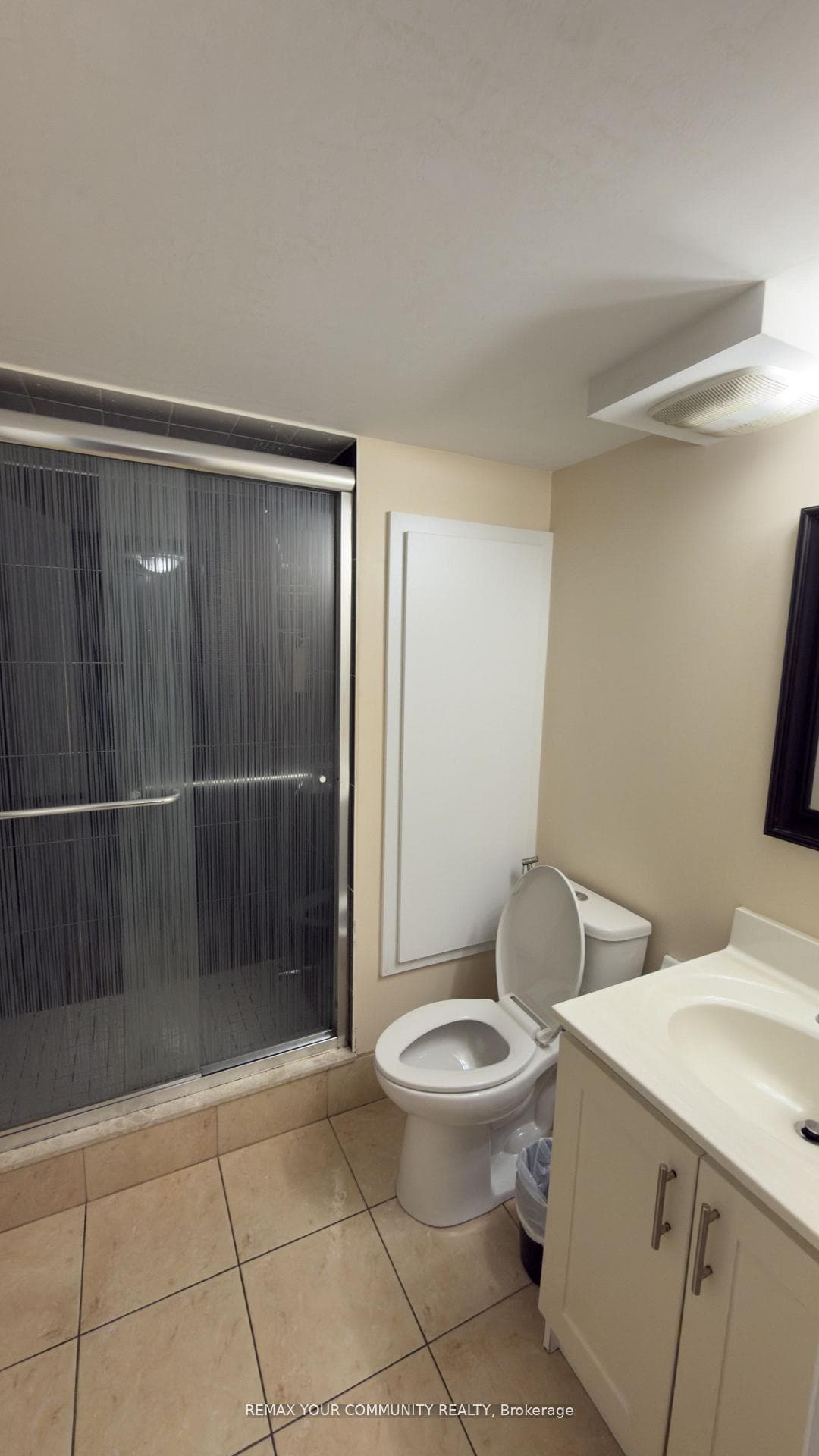 117 English Oak Drive Unit Basement photo 14
