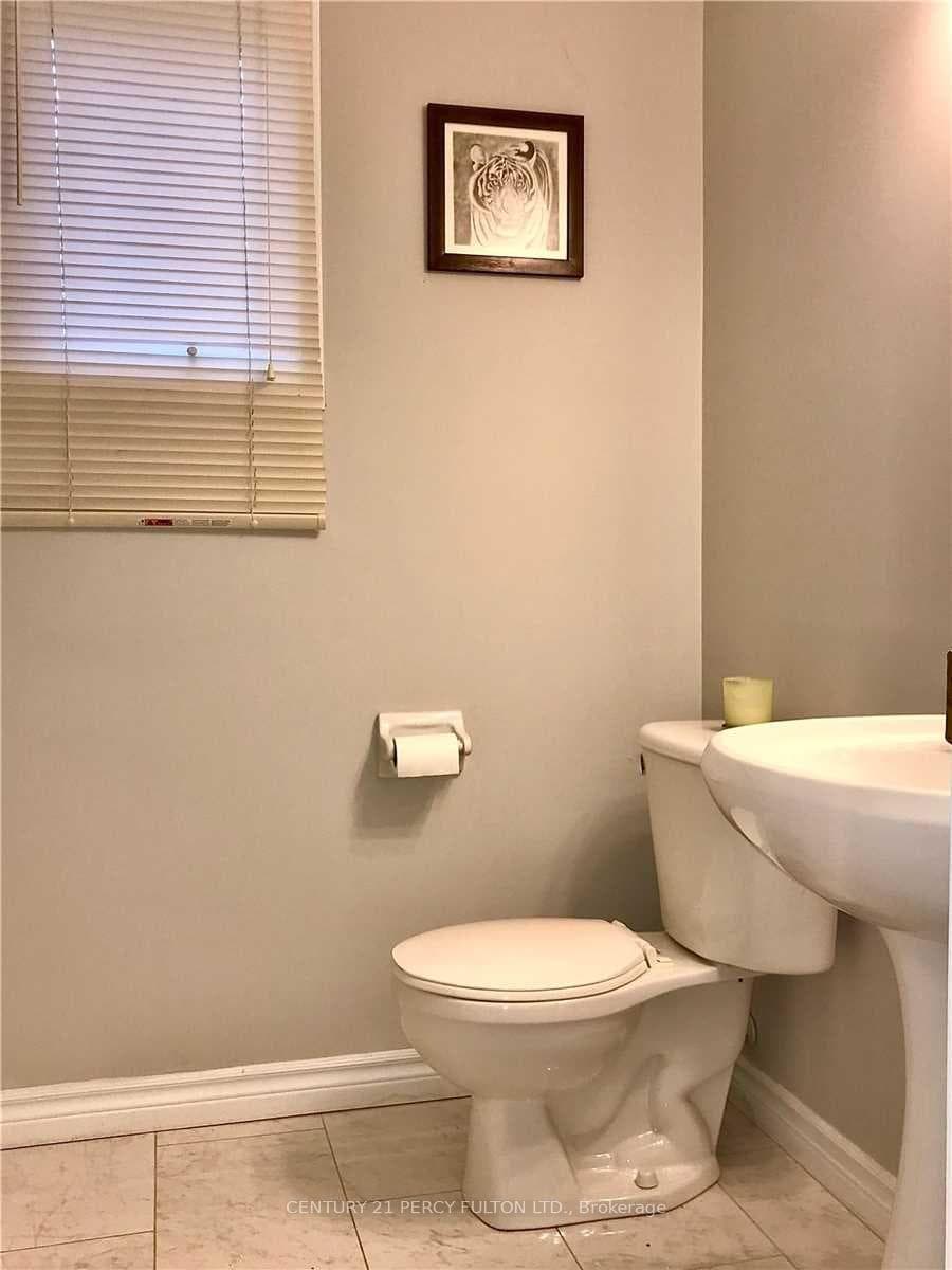 110 Bridgend Street photo 5