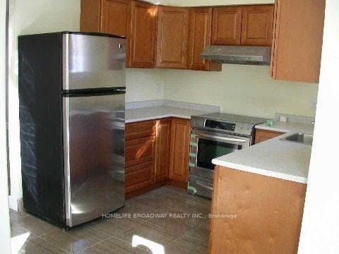 1240 Bantham Street photo 4