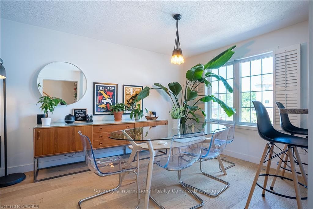 3062 DEWRIDGE Avenue photo 10