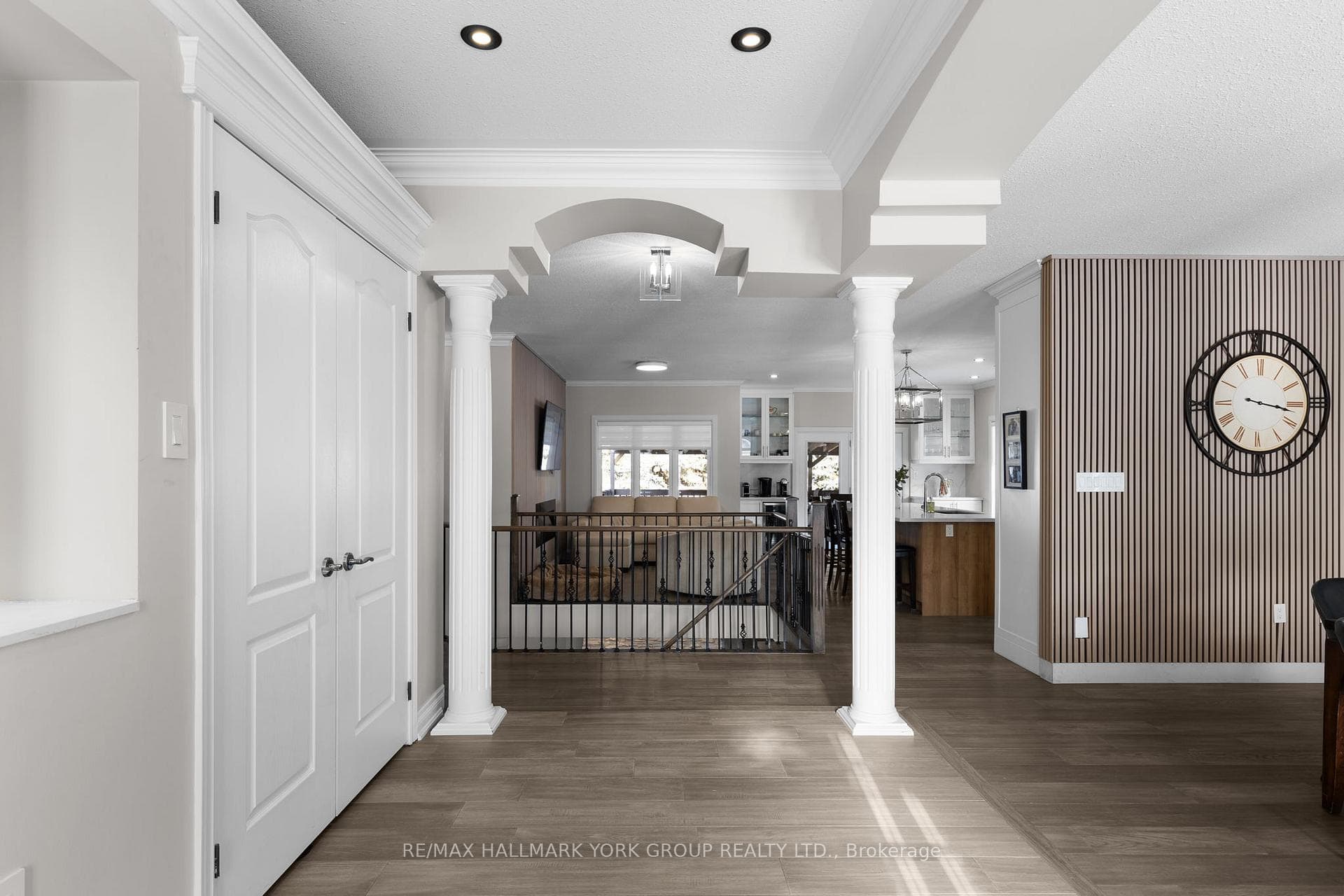 18 Todd Drive photo 6