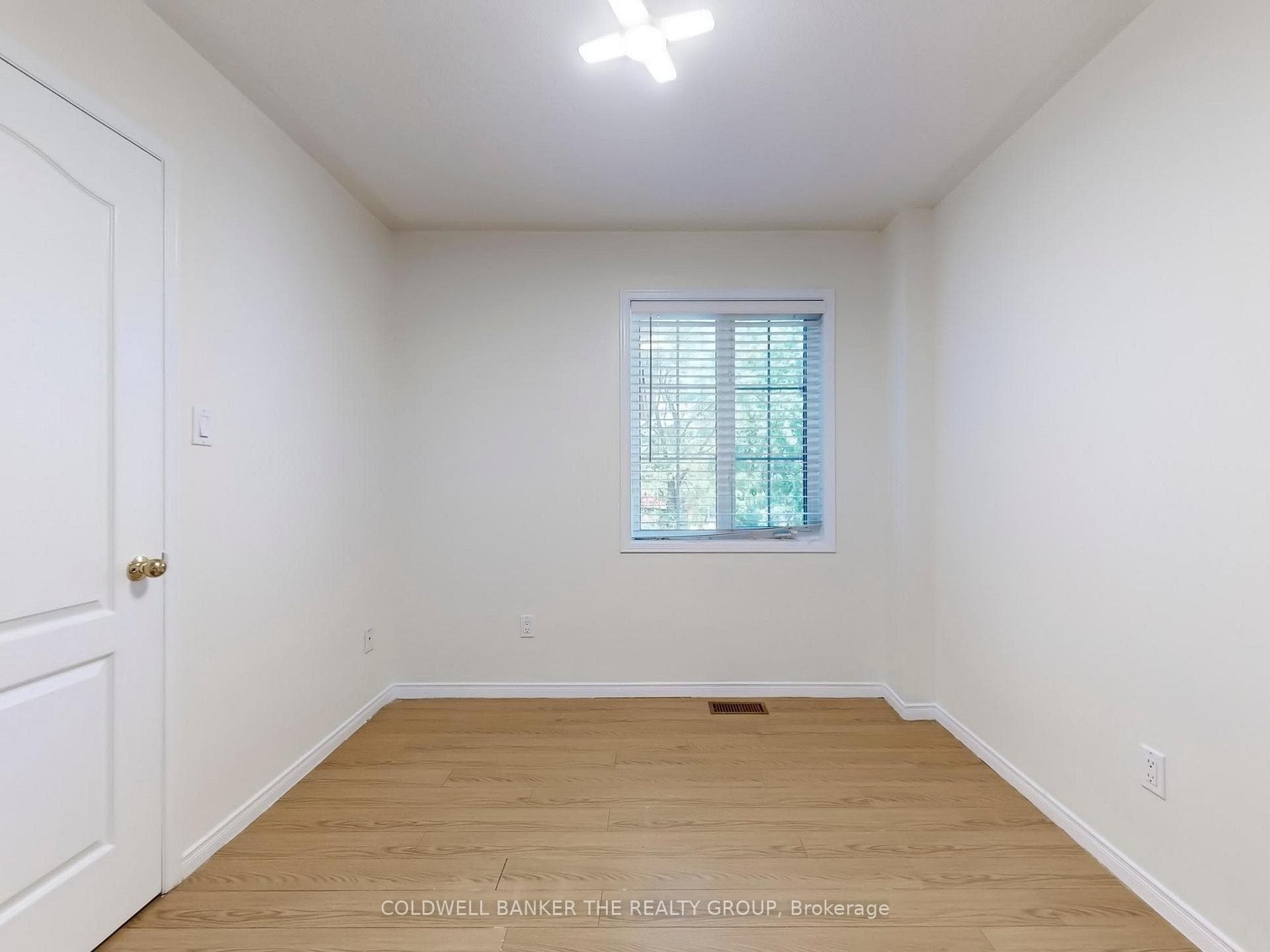 129 Cordgrass Crescent photo 28