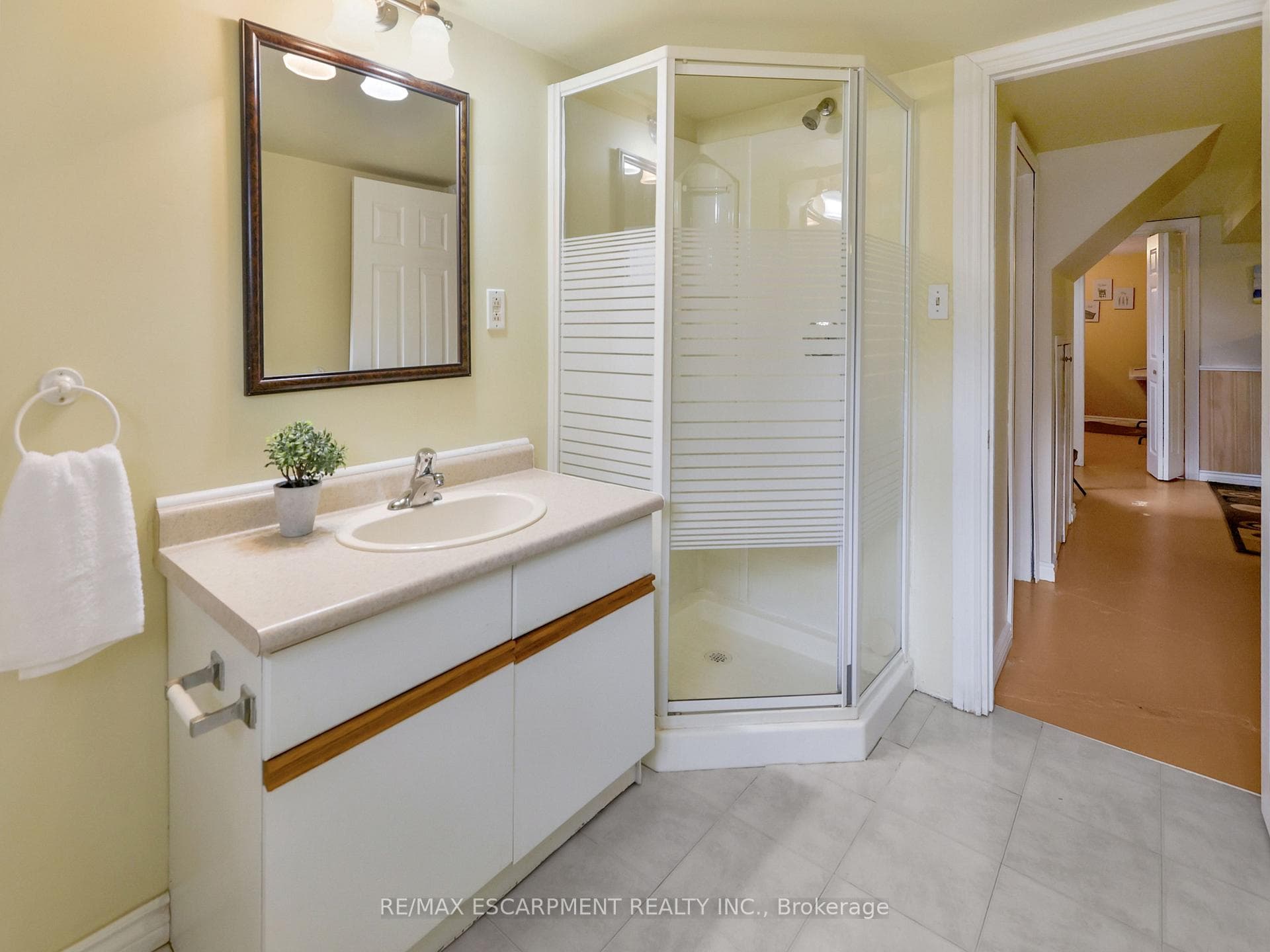 77 East 41st Street photo 24