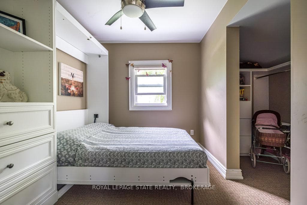 115 GIBSON Street photo 24