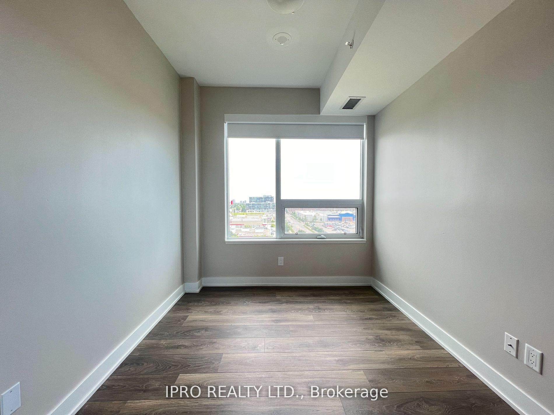 2481 Taunton Road Unit 708 photo 6