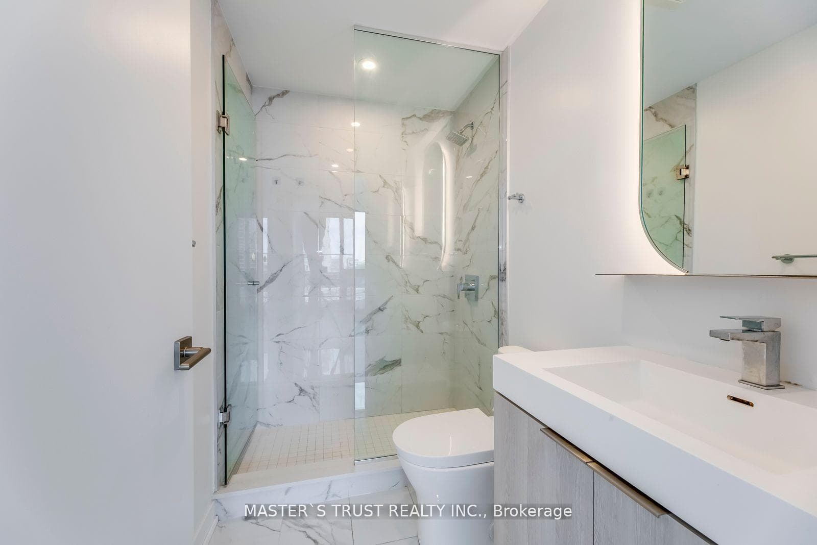 15 Holmes Avenue Unit 504 photo 6
