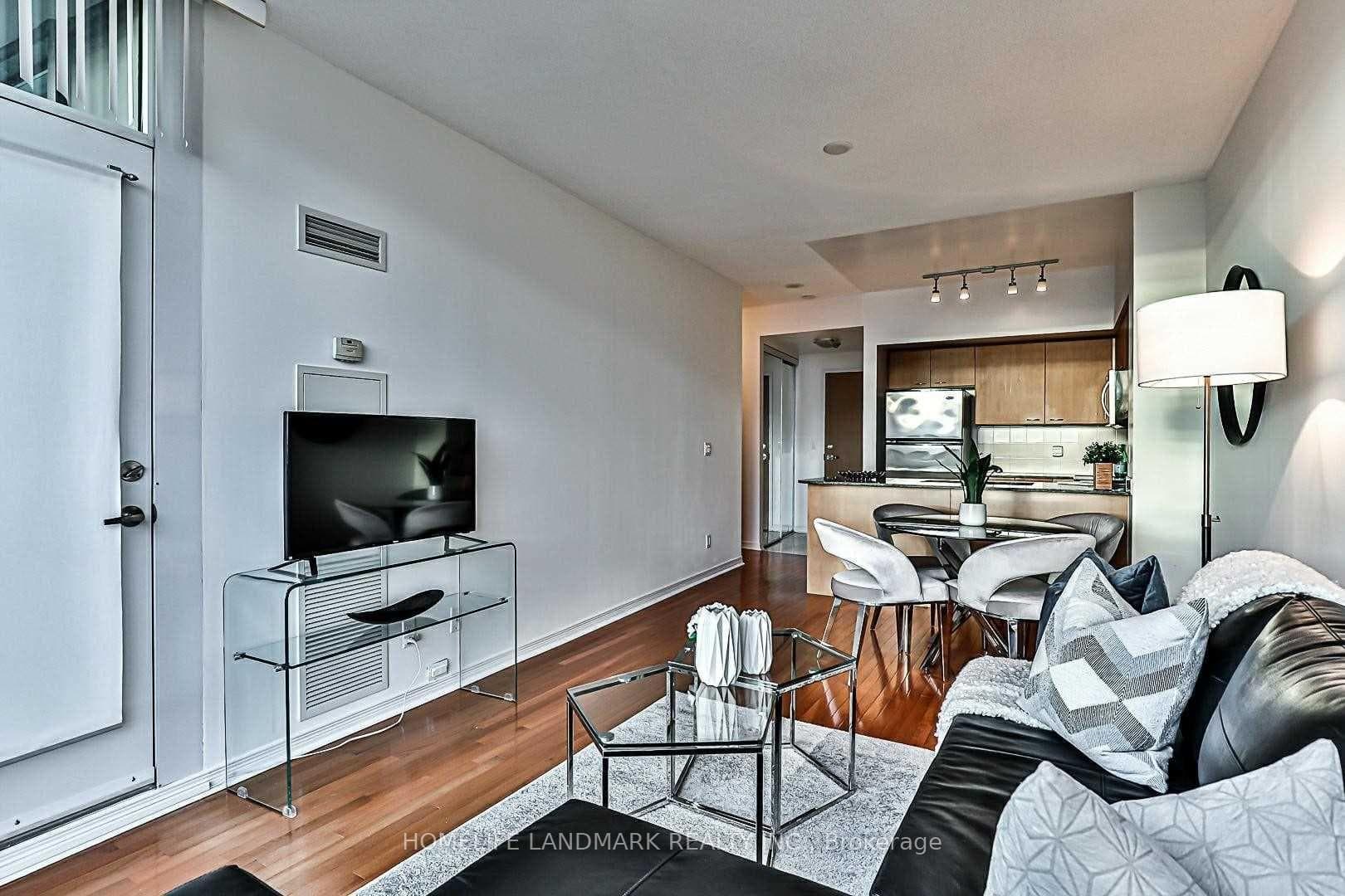 509 Beecroft Road Unit 2008 photo 8