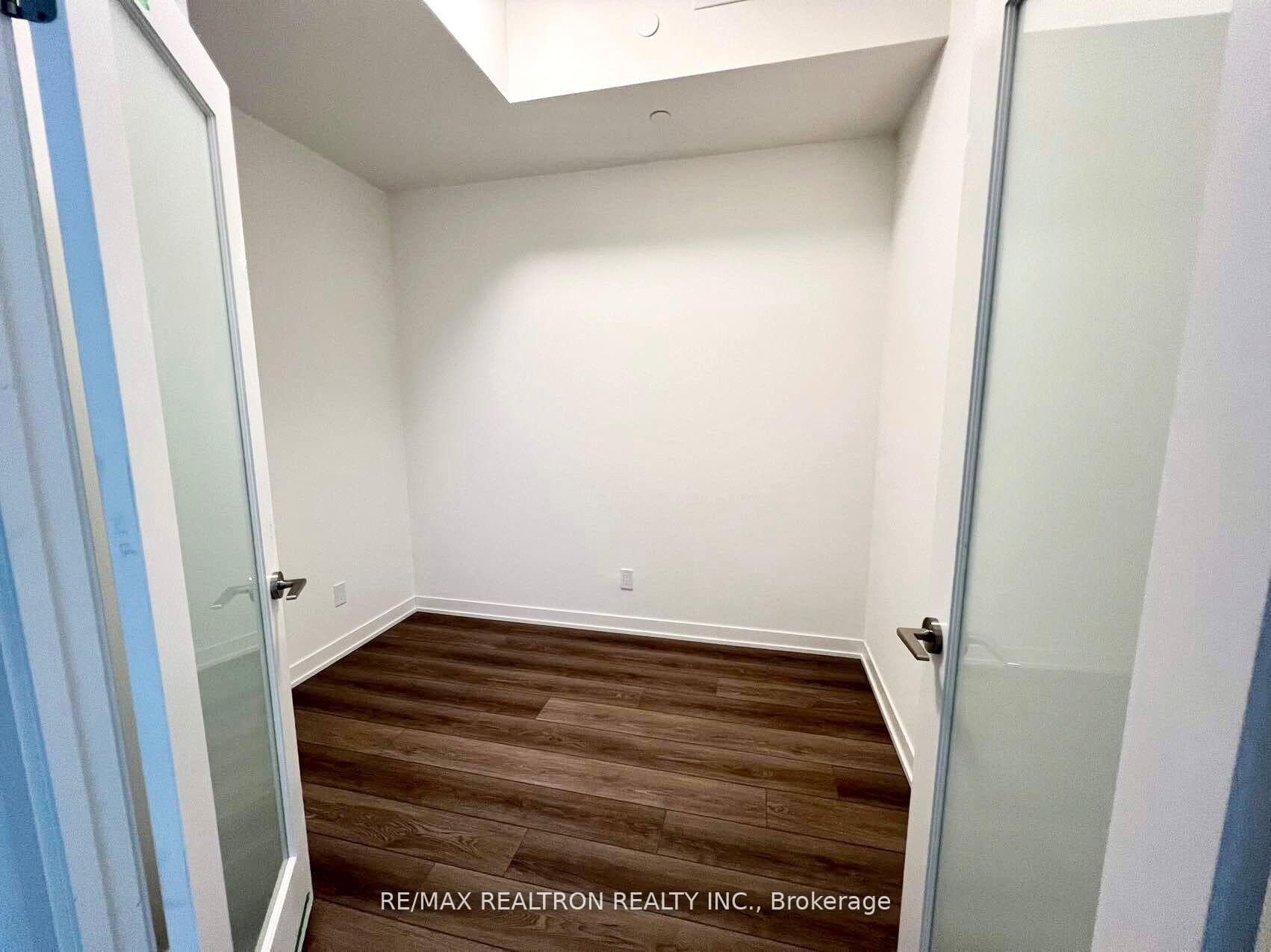 8119 Birchmount Road Unit 1807 photo 6