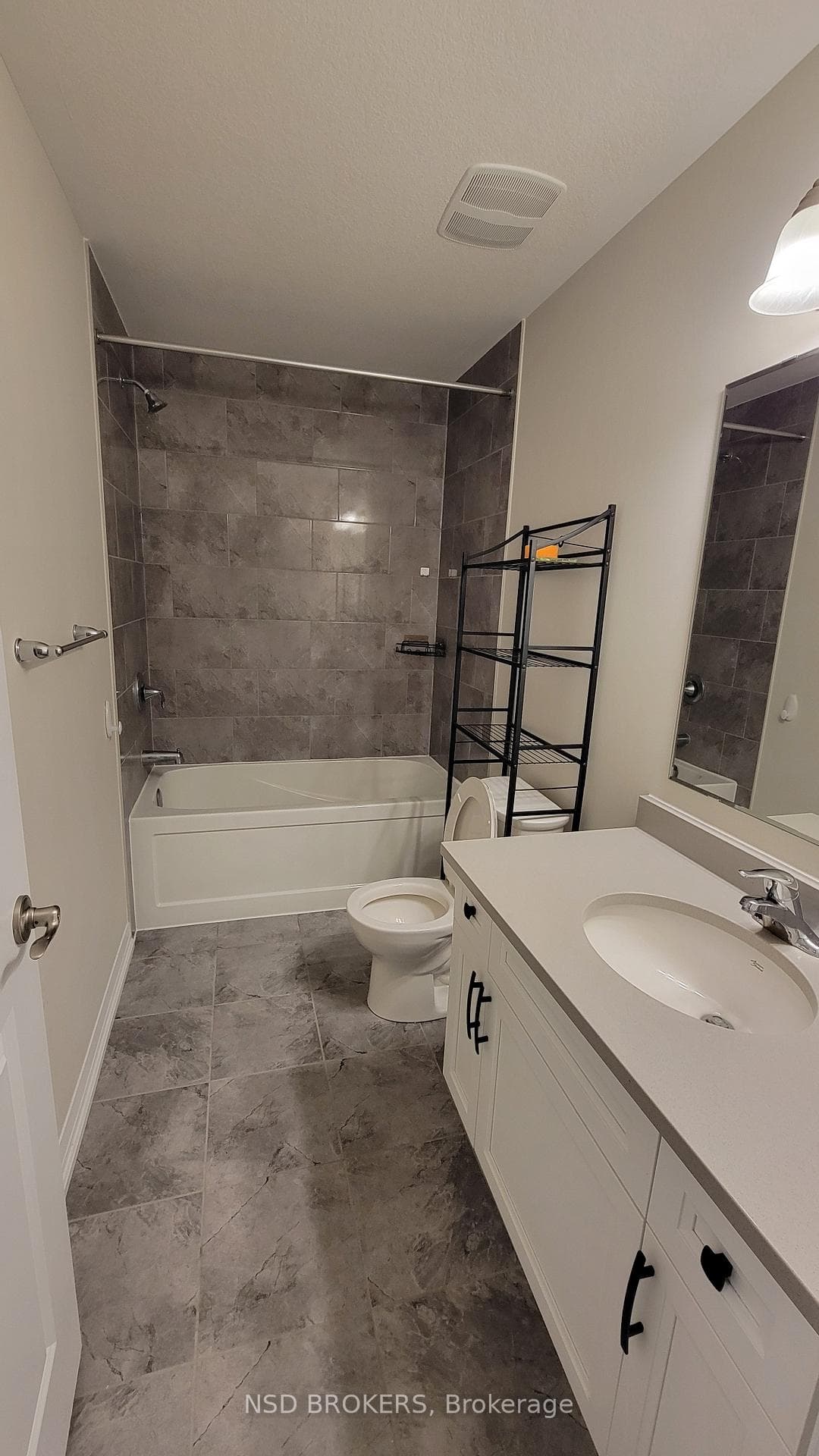 116 Monarch Woods Drive photo 22