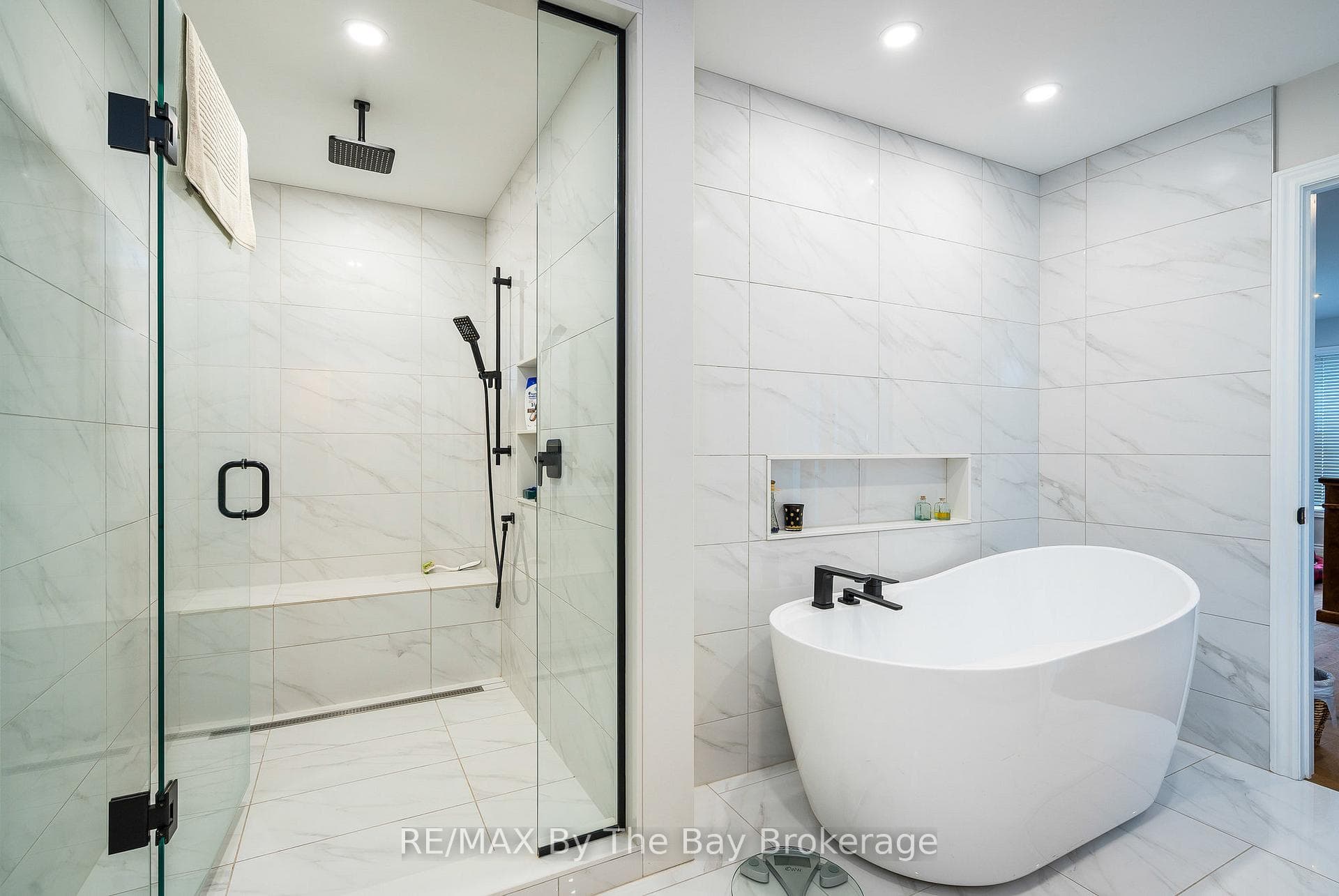 38 Willow Drive photo 27