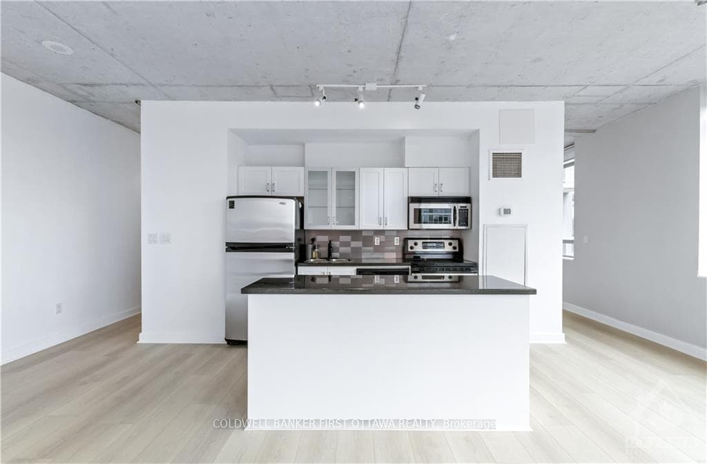 180 YORK Street Unit 608 photo 10