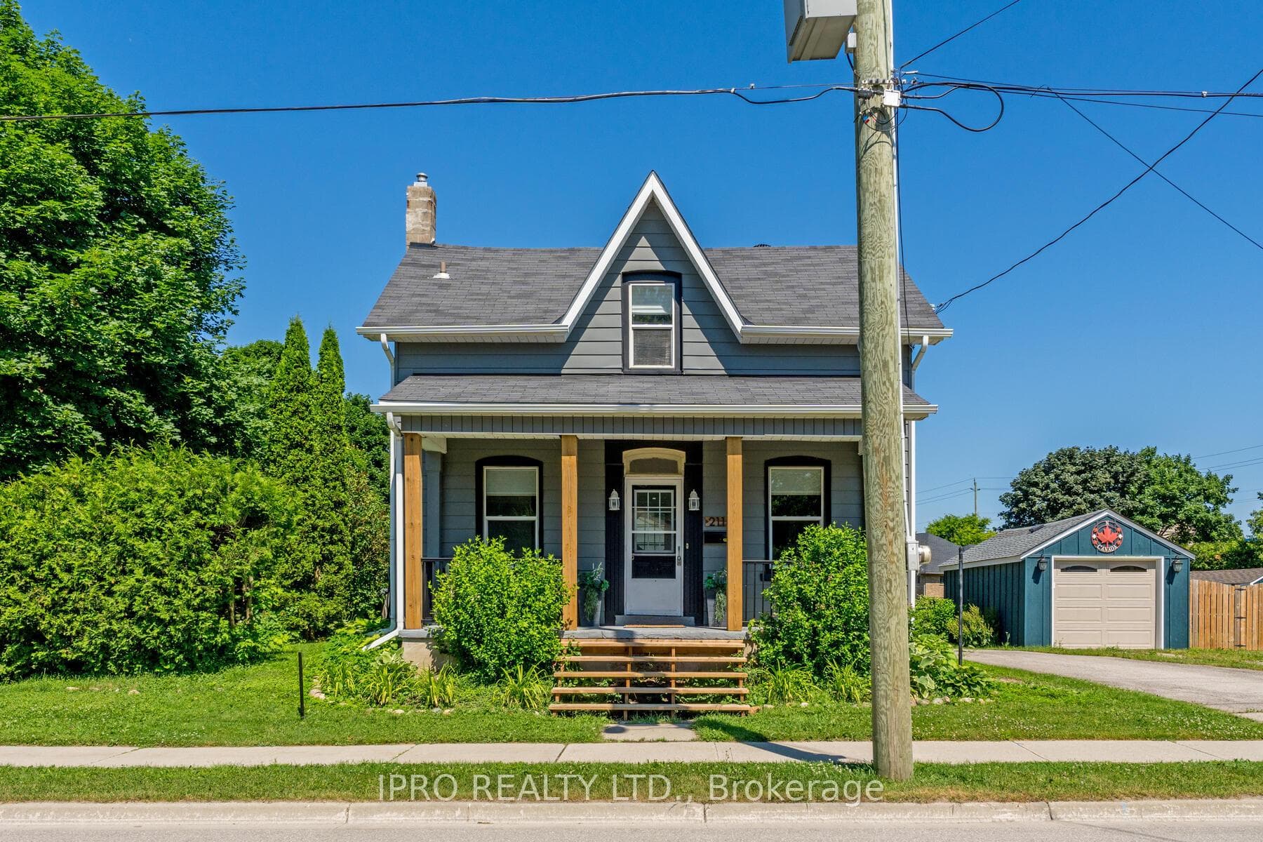 211 Frederick Street photo 4