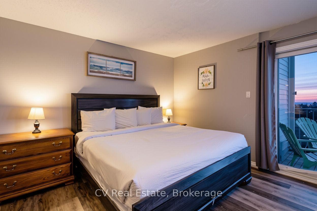 796468 Grey 19 Road Unit 404 photo 8