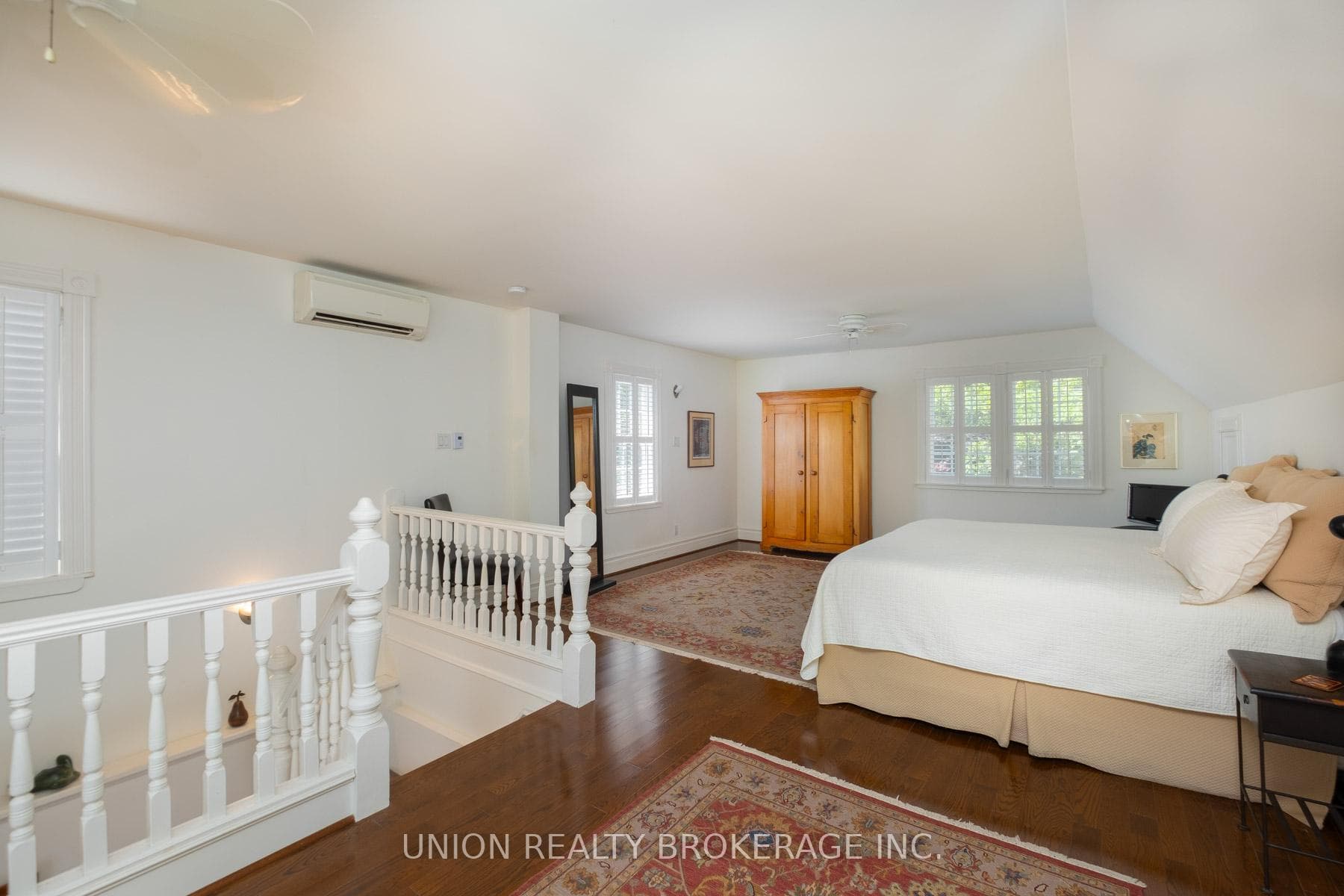 102 Neville Park Boulevard photo 25
