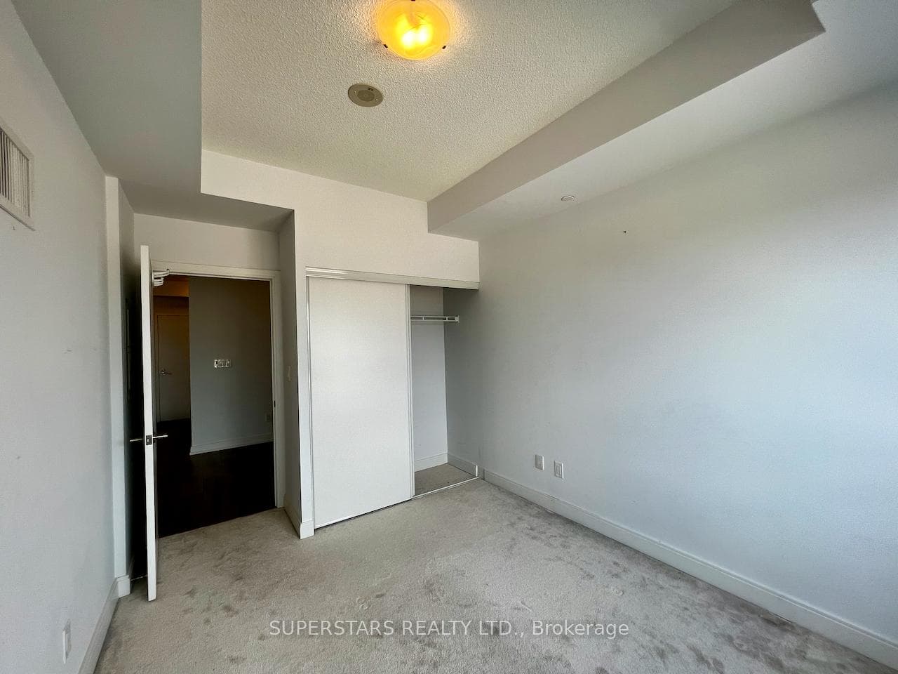 540 Bur Oak Avenue Unit 229 photo 17