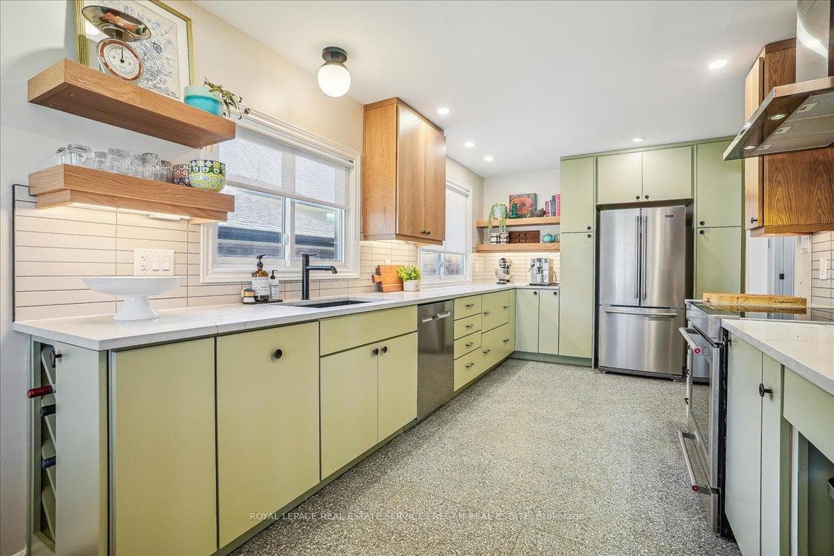 54 Hanover Place photo 8
