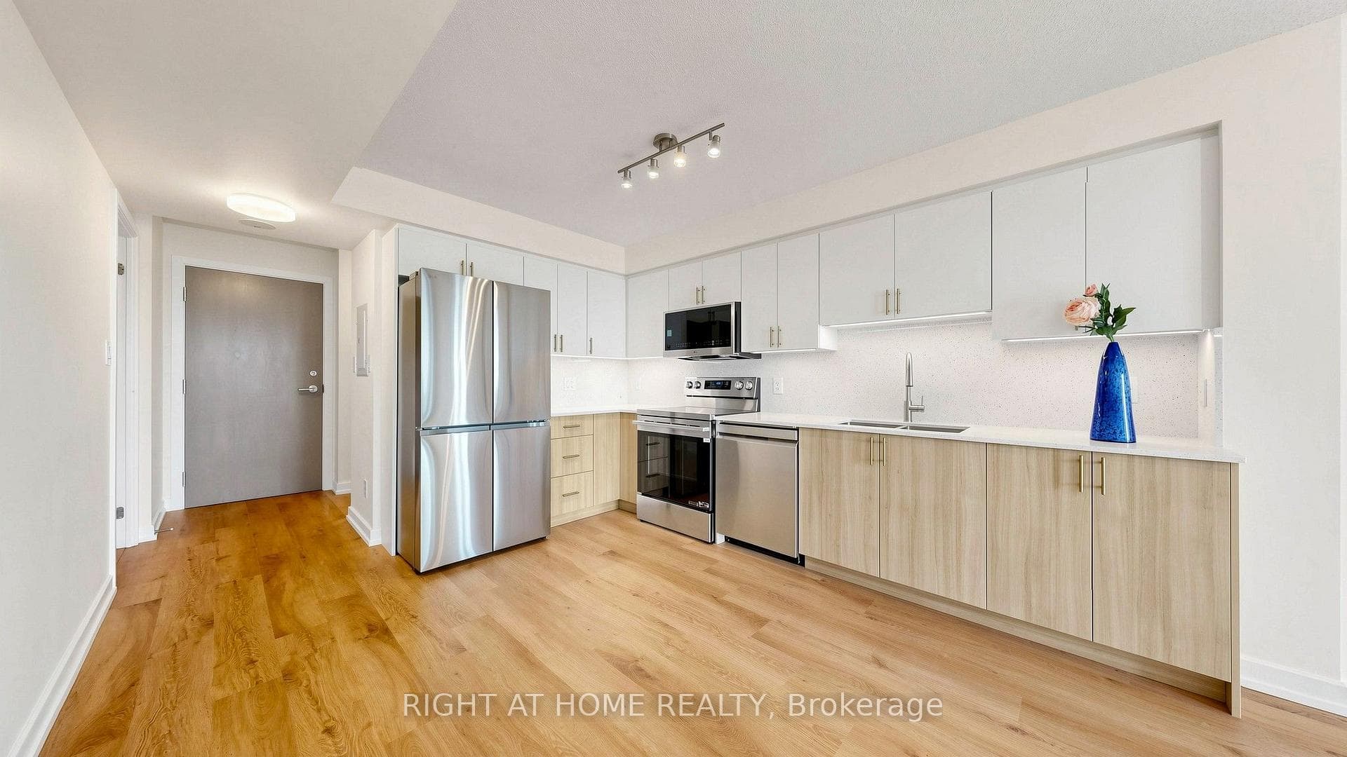 33 Bay Street Unit 609 photo 19