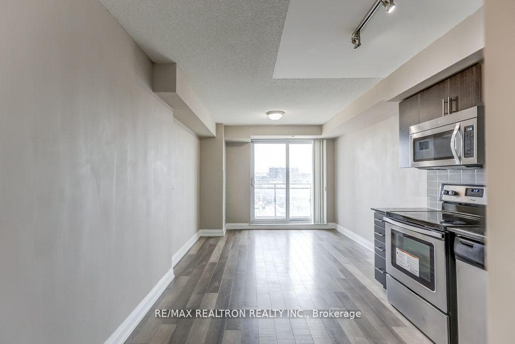 370 Highway 7 N/A Unit 615 photo 6