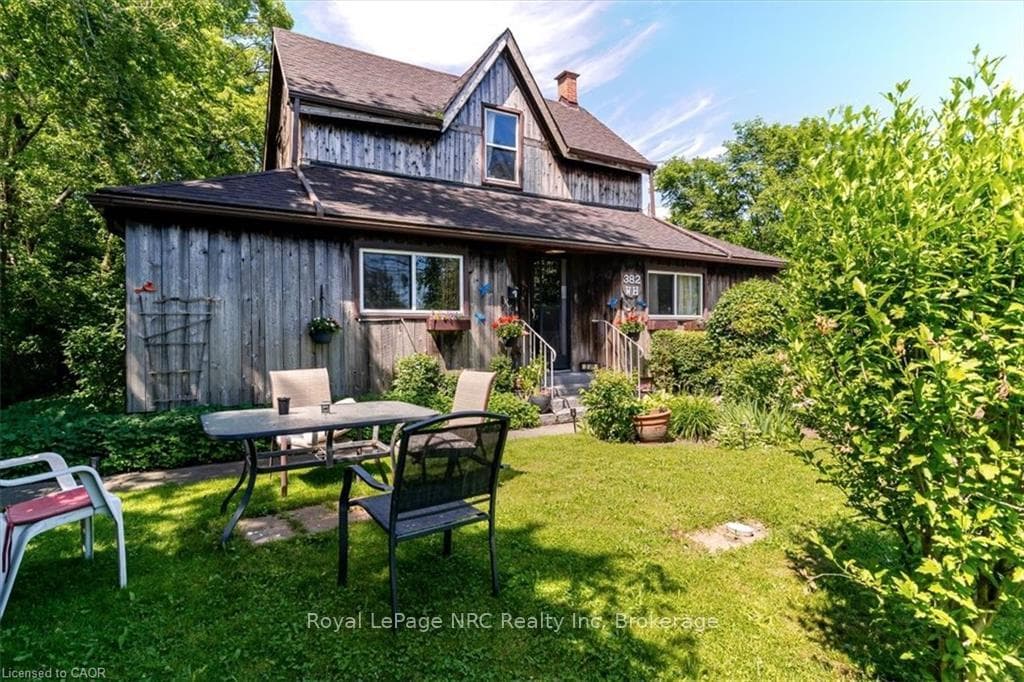 382 Beach Boulevard photo 3