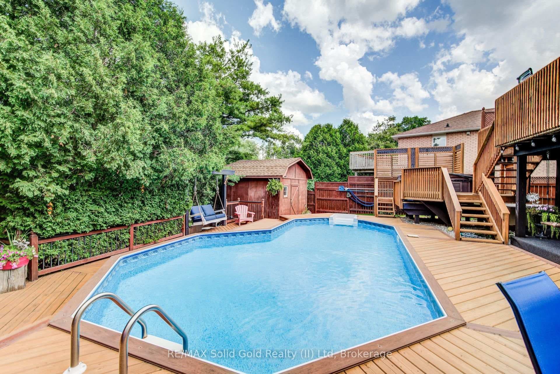 110 Glencliffe Court photo 41
