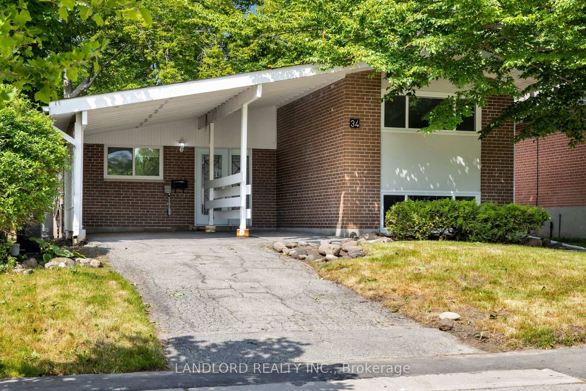 34 Lyncroft Drive photo 1