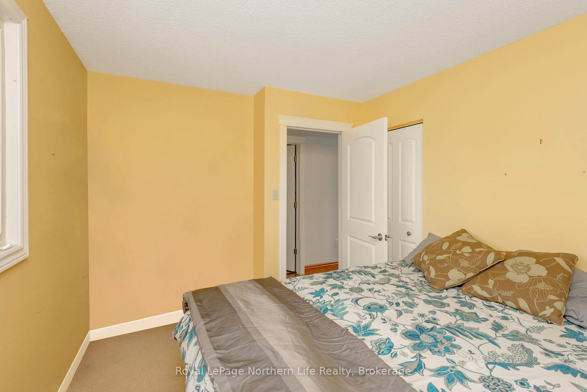102 Sable Crescent photo 17