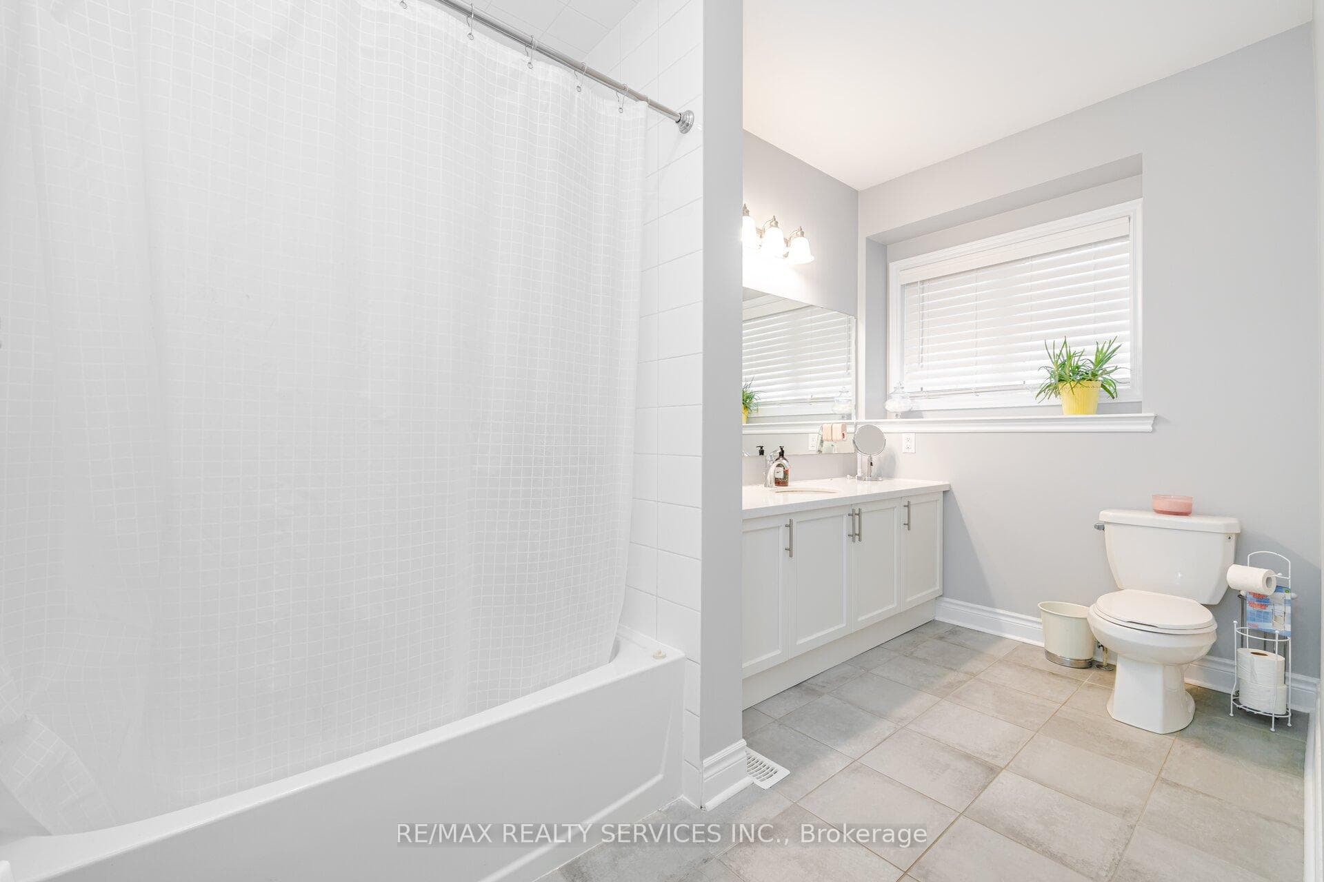 160 Morningside Drive photo 27