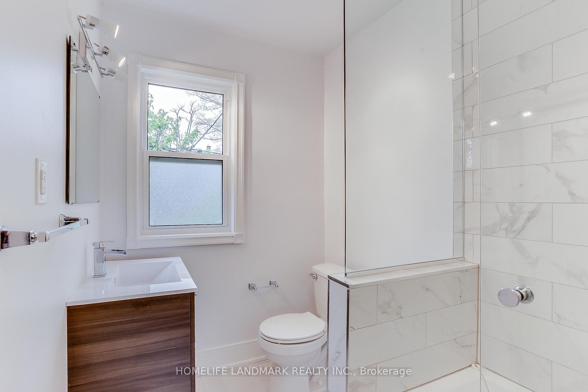 500 Balliol Street photo 14