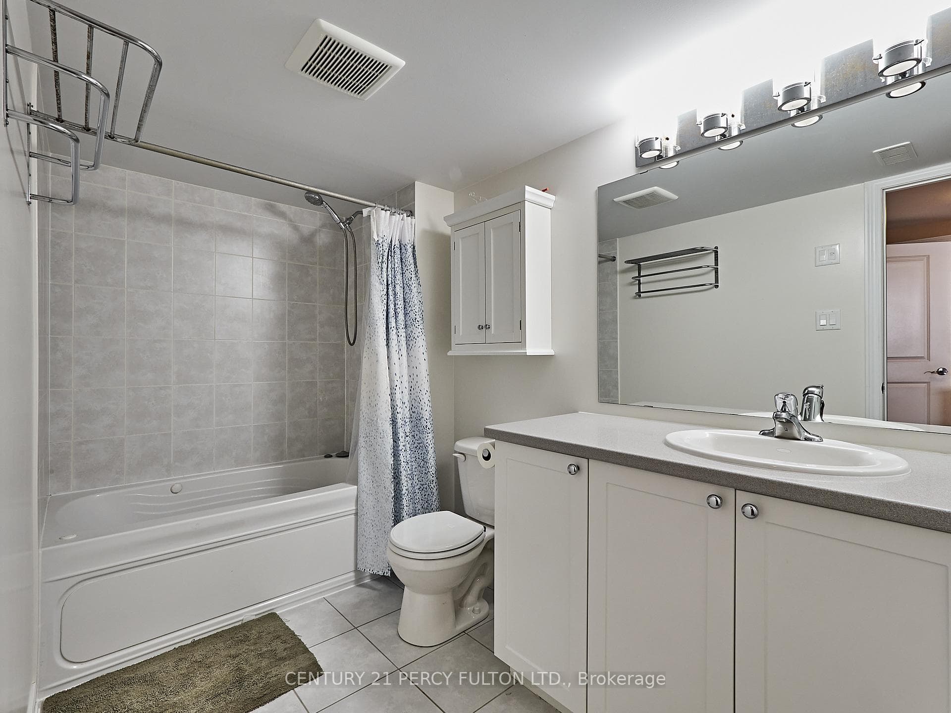 1660 Arborwood Drive photo 36