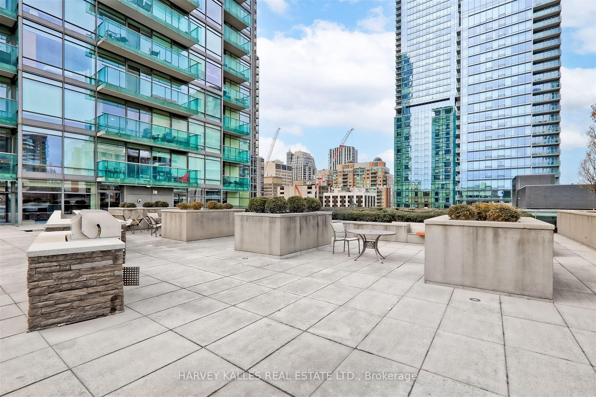 18 Yorkville Avenue Unit 2906 photo 28