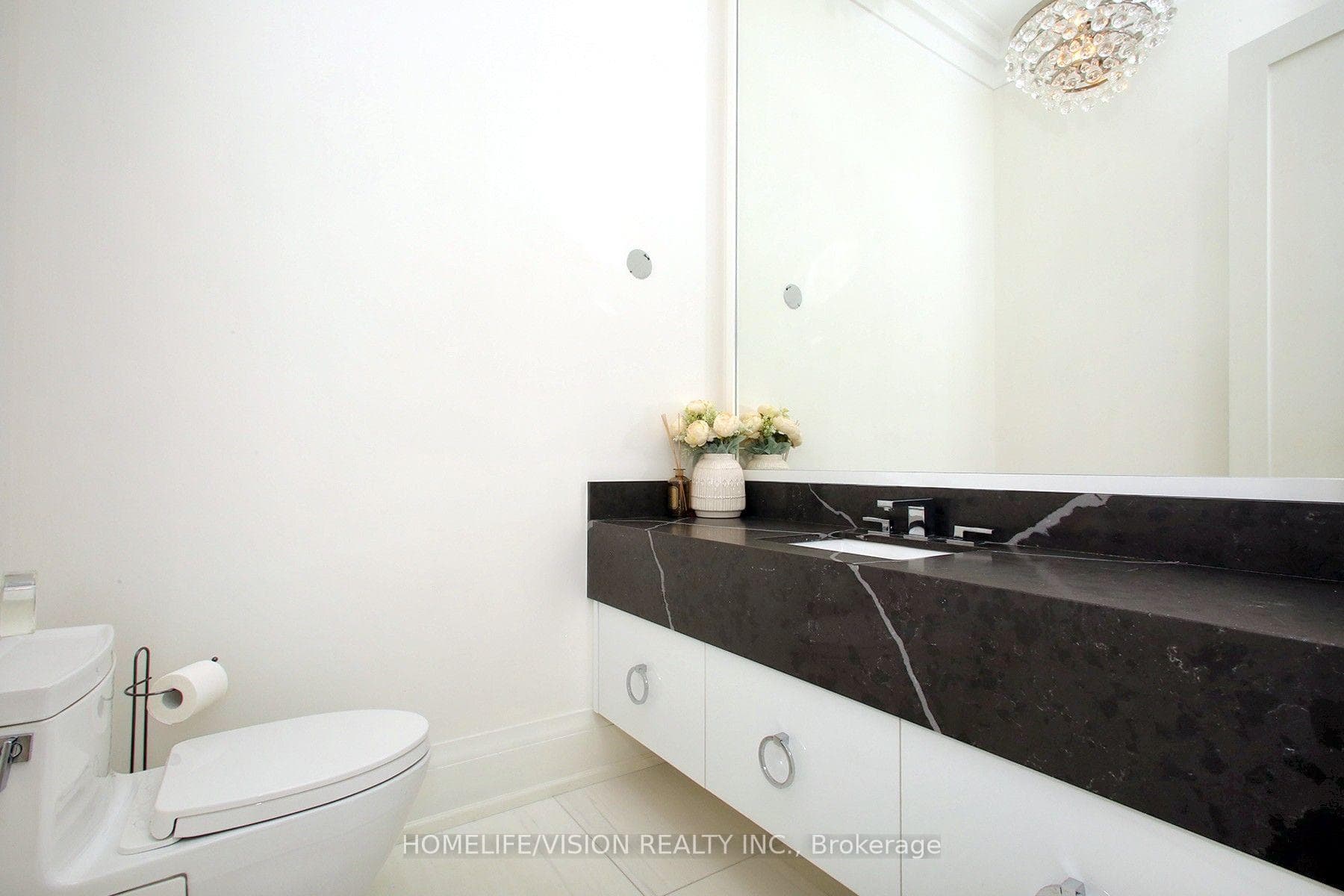 35 Longwood Drive photo 28