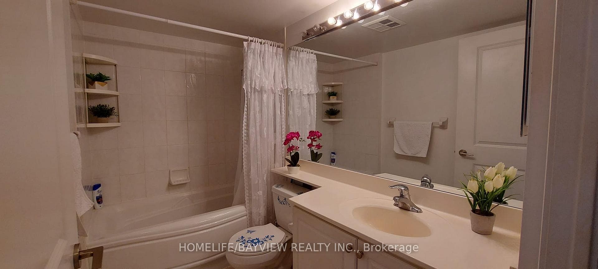 4978 yonge Street Unit 3502 photo 6
