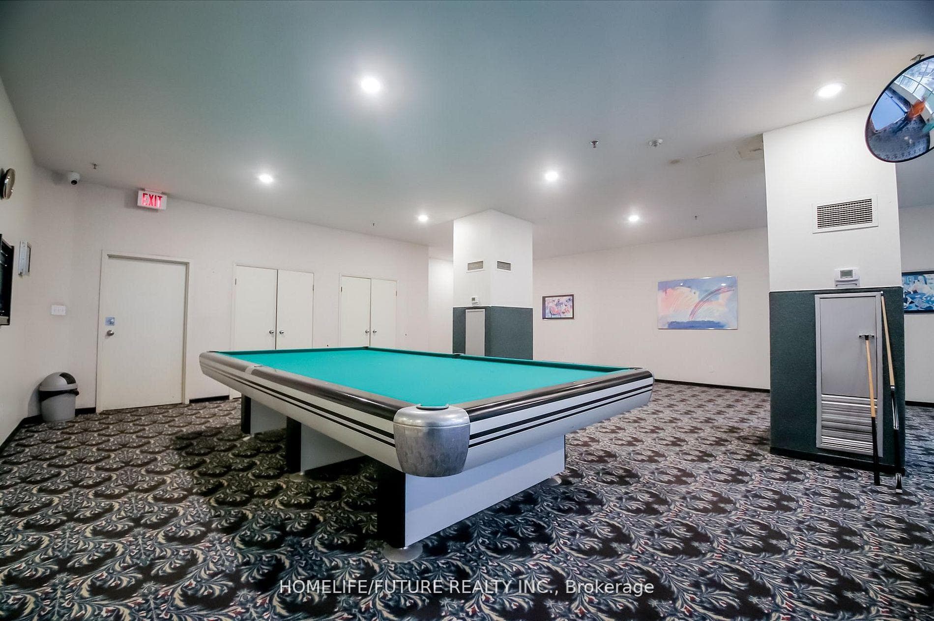 2550 Lawrence Avenue Unit 816 photo 35