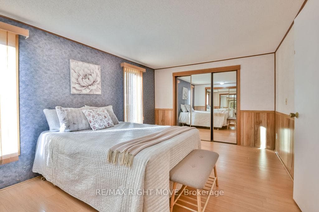 95 Cameron Drive photo 26