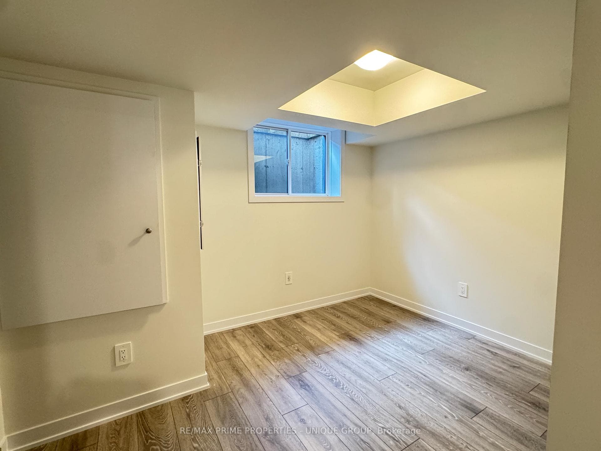 424 Lawrence Heights Way Unit Basement photo 11