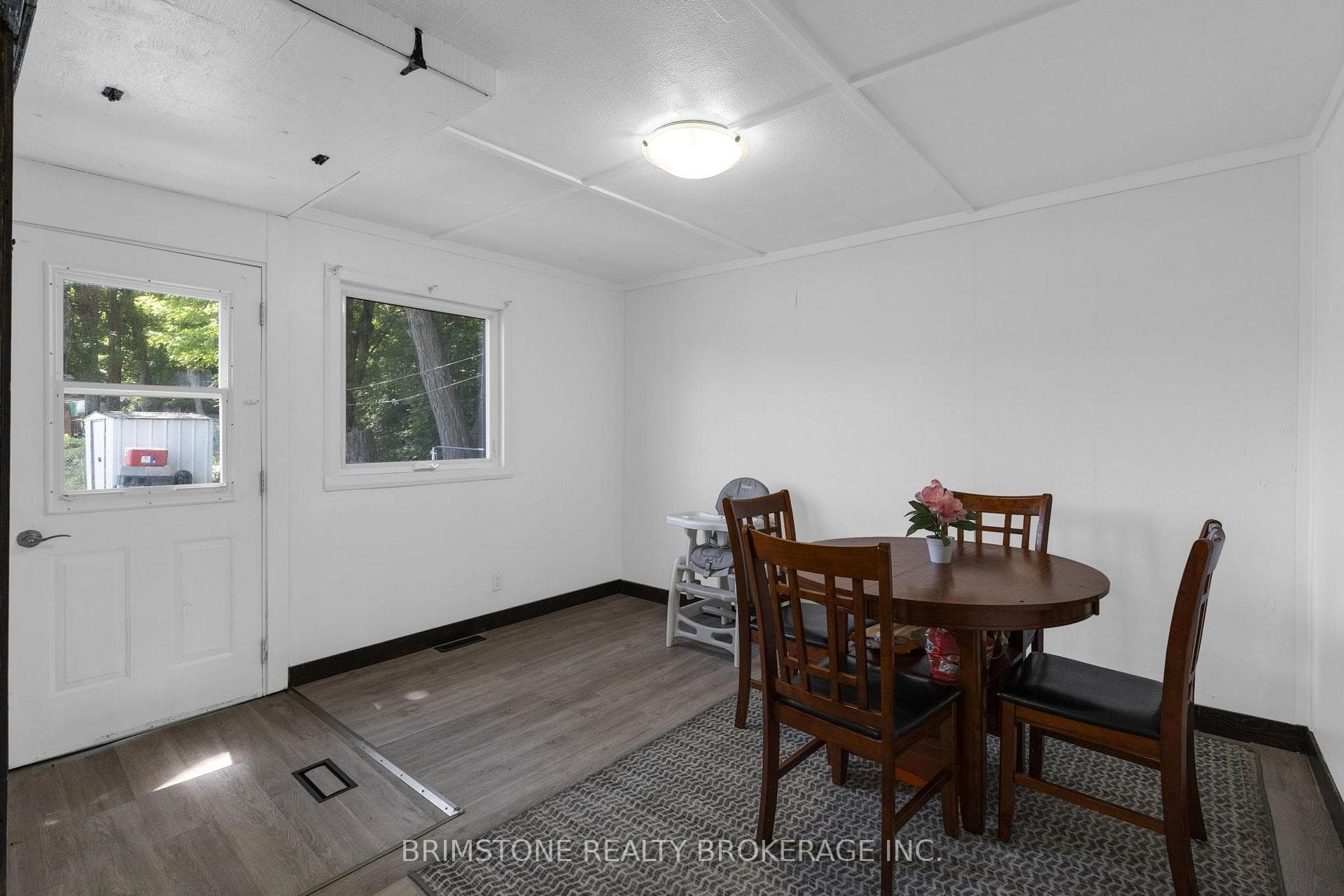 329 High Street photo 13