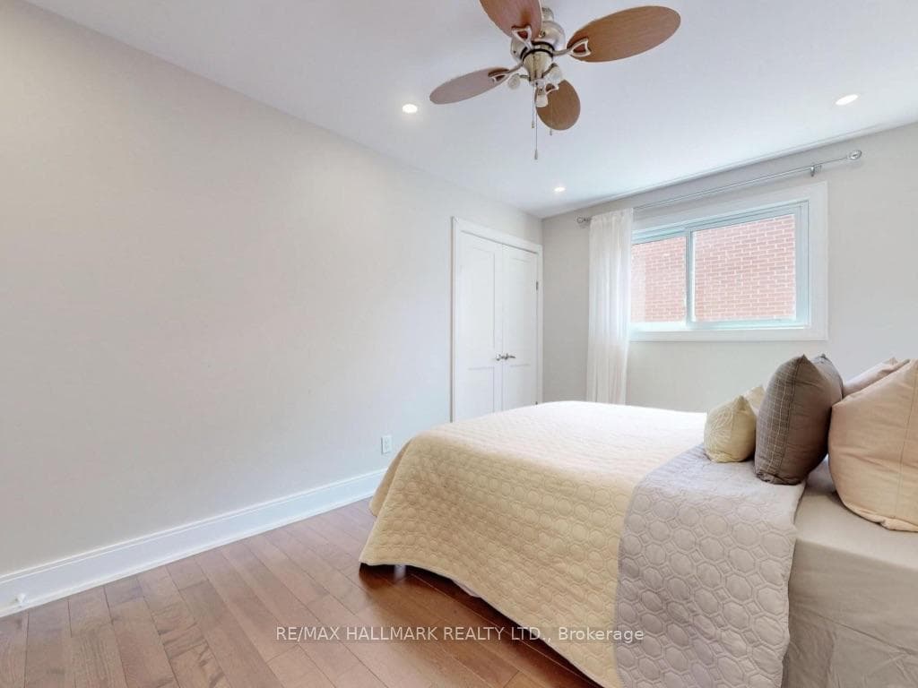 238 Rumble Avenue Unit Upper photo 27