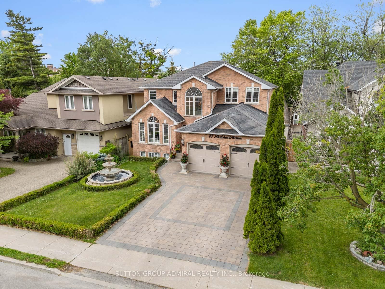 18 Thatcher Avenue photo 40