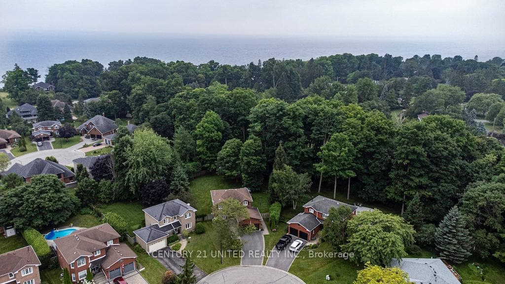 55 Cooper Court photo 33