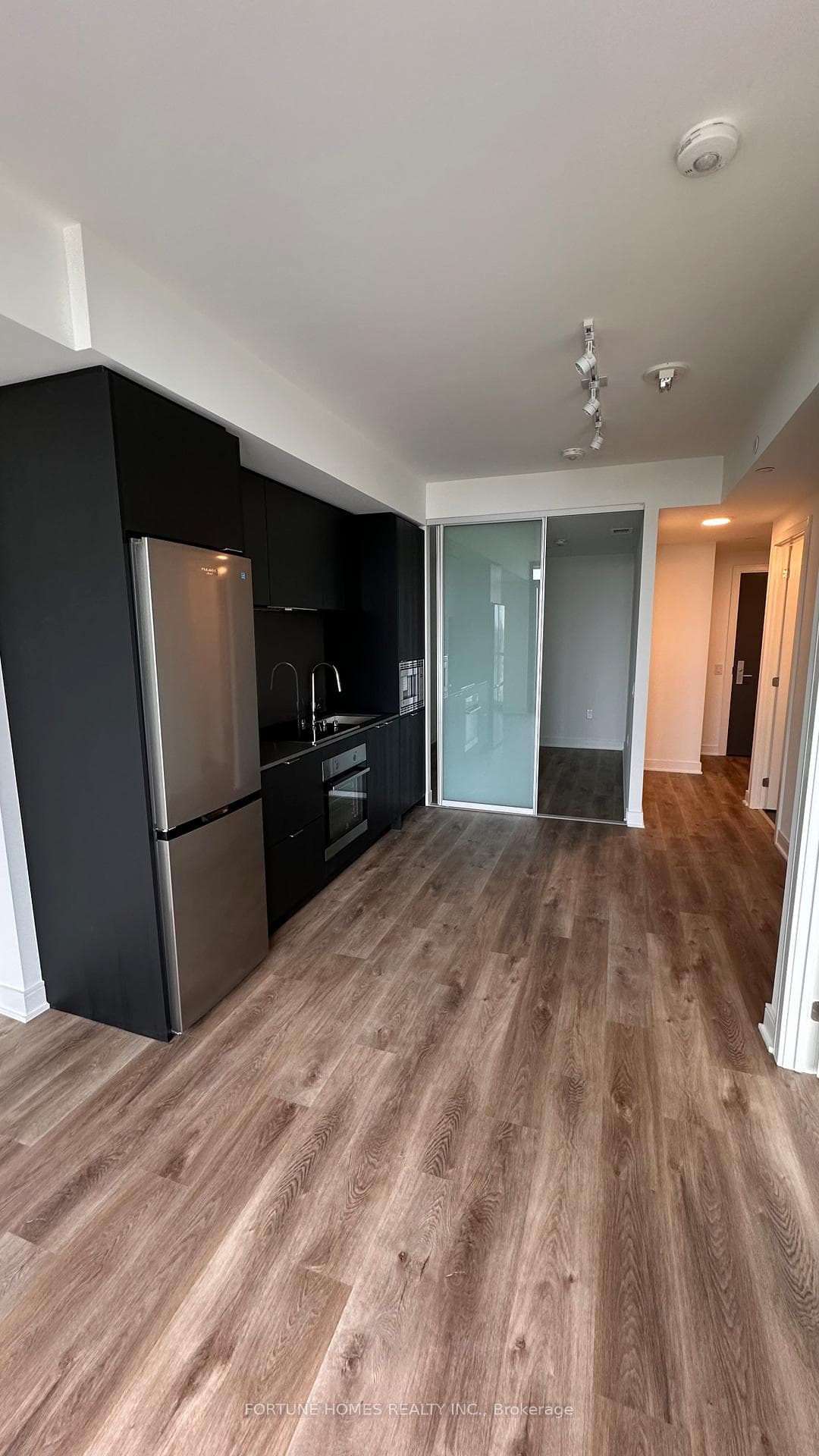 86 Dundas Street Unit 1513 photo 13