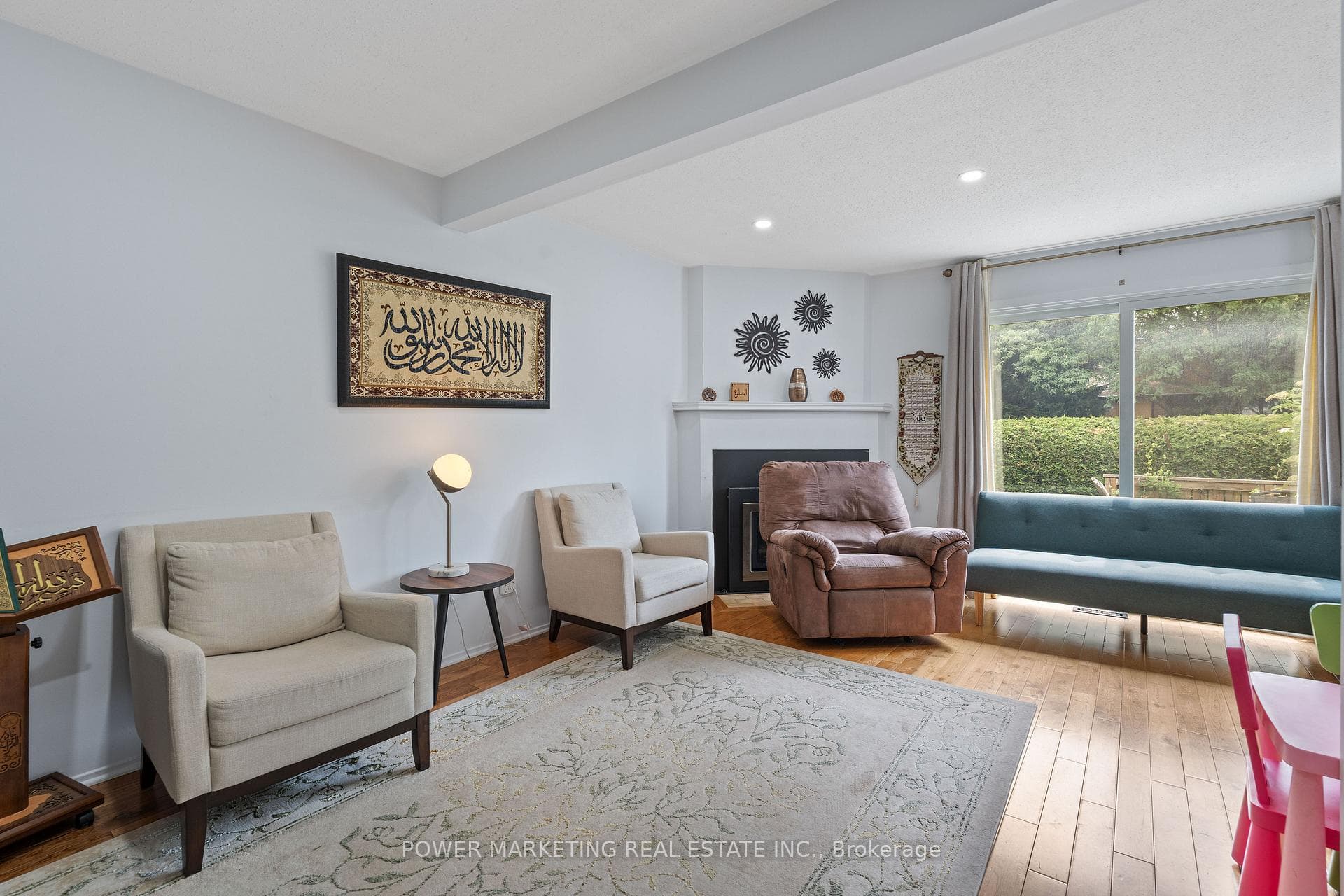 10 BUJOLD Court photo 4