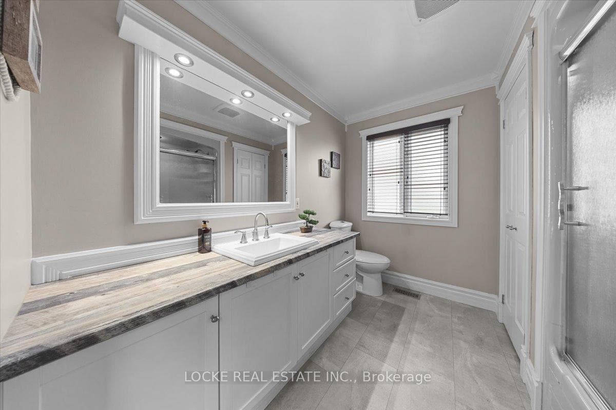 1920 Landry Street photo 24