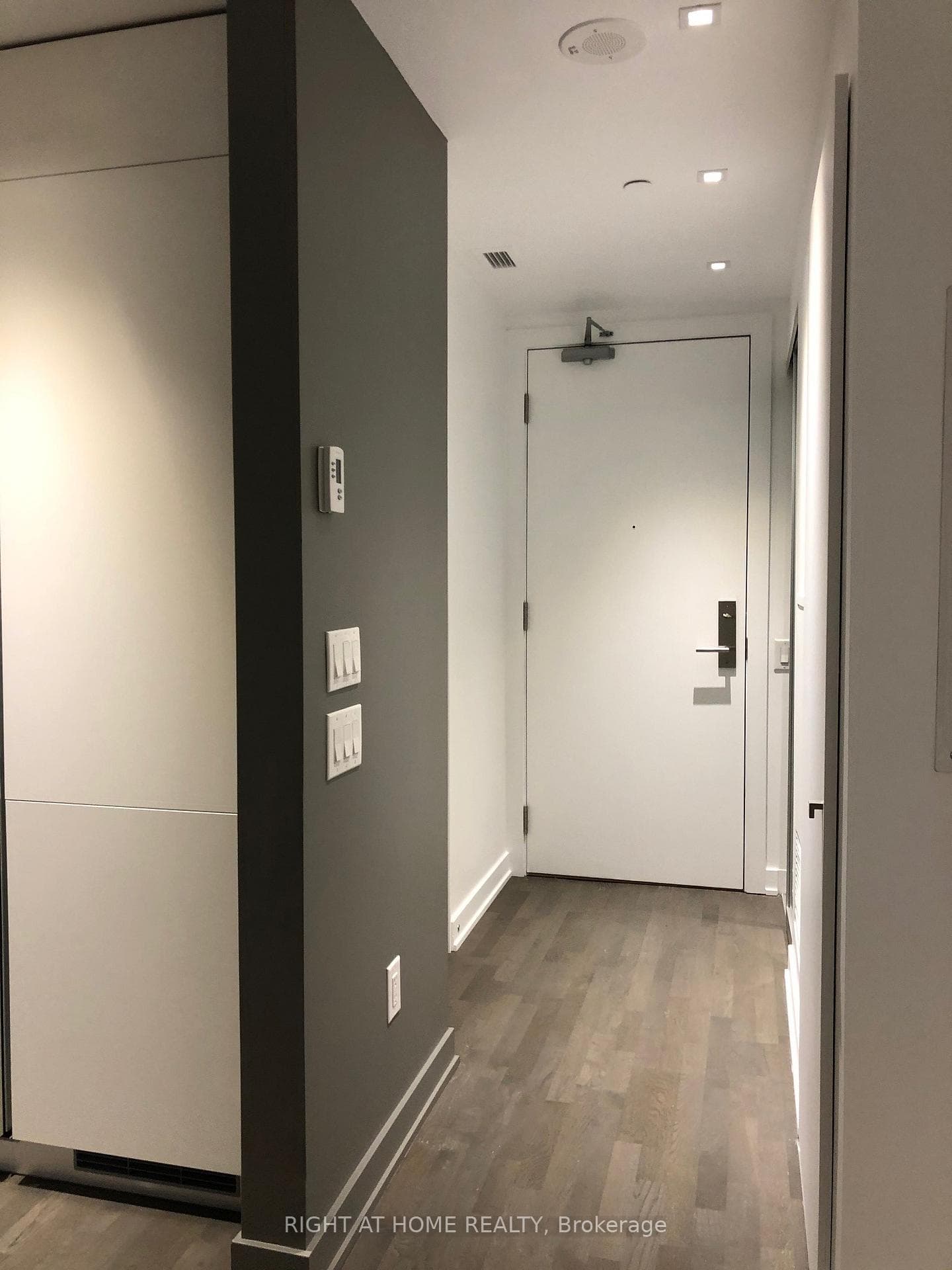 629 King Street Unit 1301 photo 2